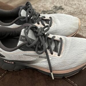 Brooks Women's Athletic Shoes - Light Gray and Soft Pink